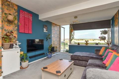 2 bedroom flat for sale, Fort Road, Newhaven, East Sussex