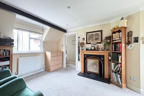 1 bedroom flat for sale, Coronation Cottages, Robertsbridge, TN32
