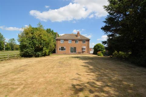 5 bedroom farm house to rent, Lund Farm, Gateforth, Selby