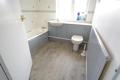 5 bedroom farm house to rent, Lund Farm, Gateforth, Selby