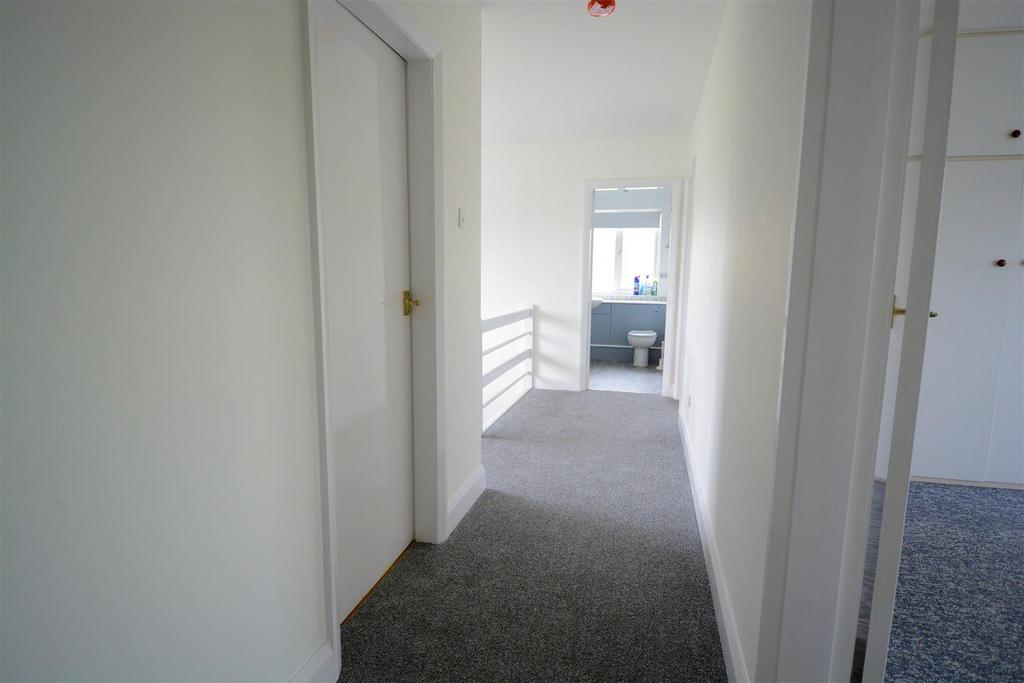 Hallway.jpg