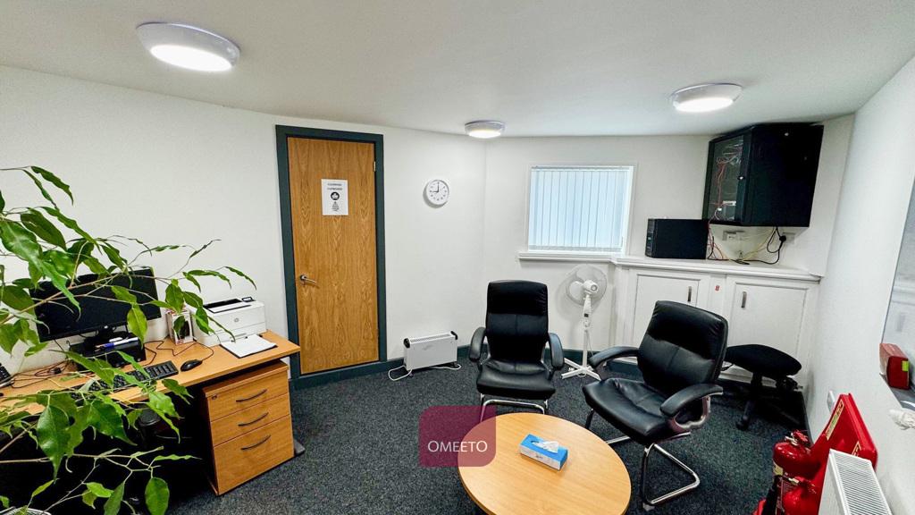Refurbished office to let
