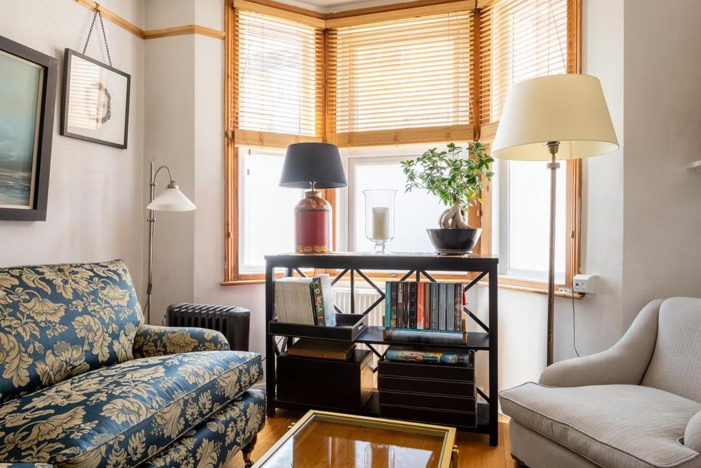 27a Brunswick Street BA1 6 PQ-12.jpg