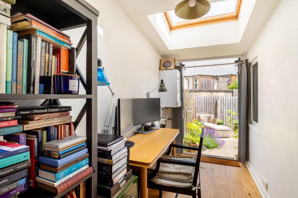 27a Brunswick Street BA1 6 PQ-18.jpg