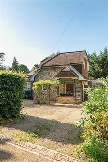 The Lodge Guildford Lodge Drive, East Horsley, Leatherhead, KT24 6RJ