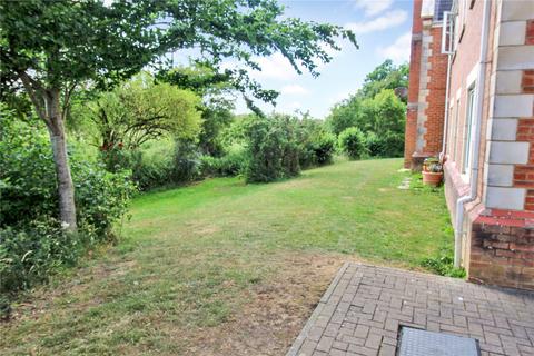 undefined, Minnow Close, Wiltshire SN25