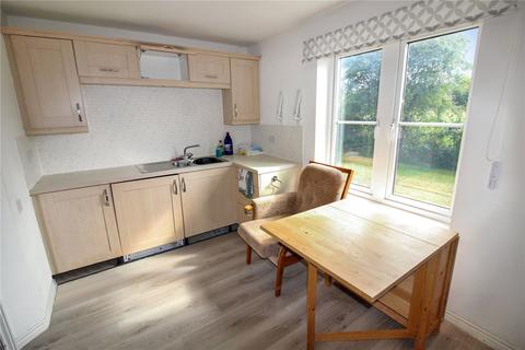 undefined, Minnow Close, Wiltshire SN25