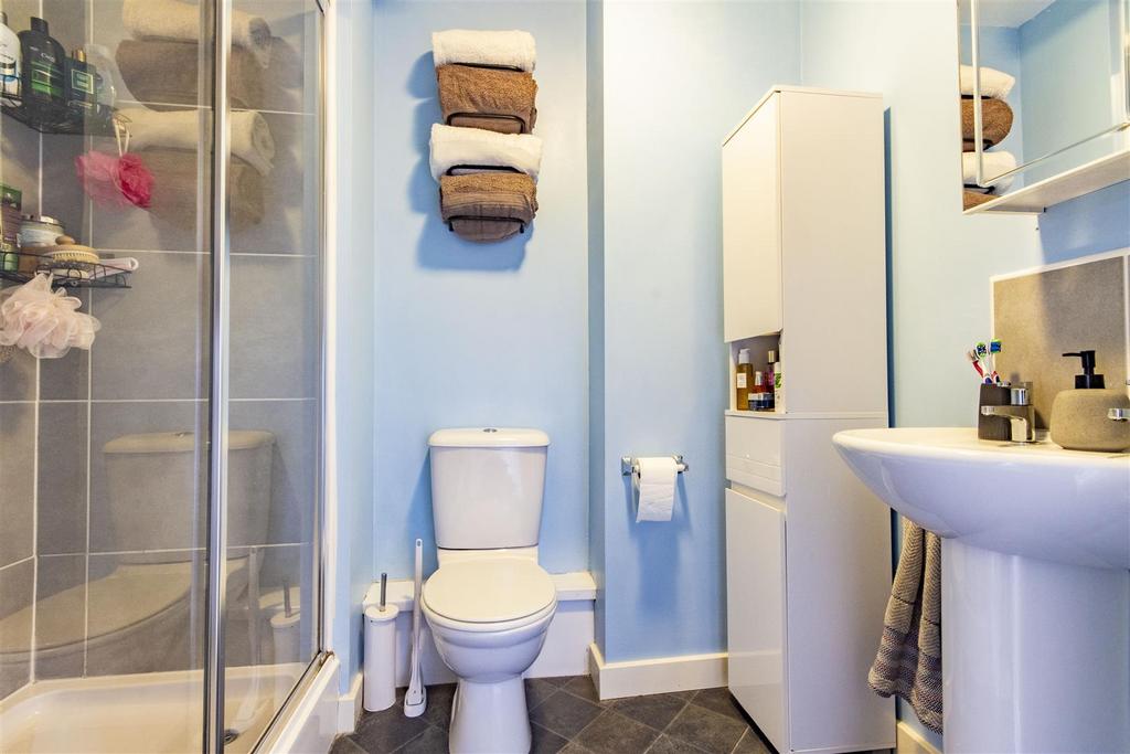 En Suite Shower Room