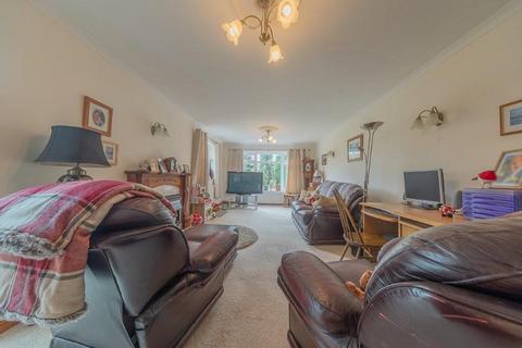 undefined, Avenue Rd, Queniborough, Leicestershire. LE7 3FB