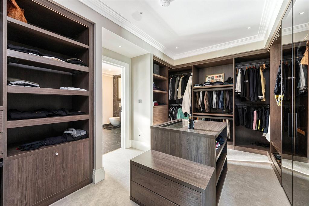 Dressing Room