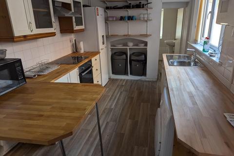 4 bedroom terraced house to rent, Lincoln LN2