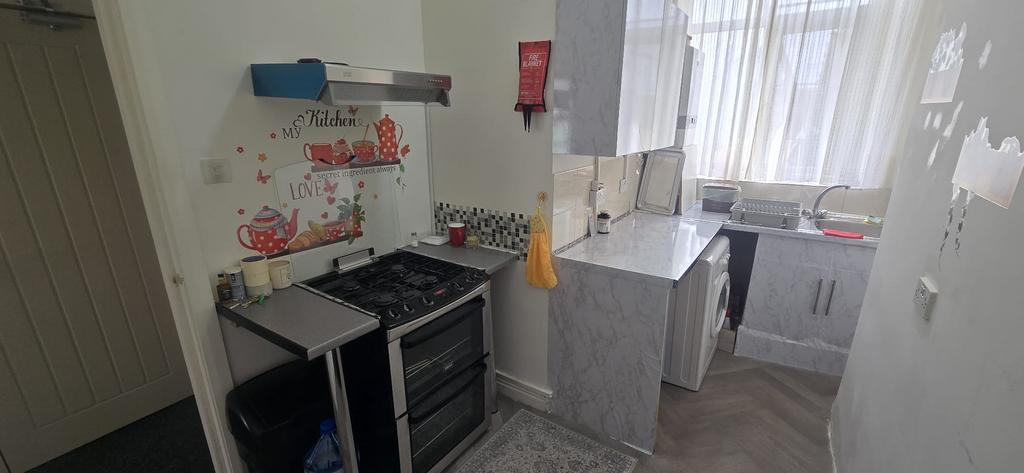Tudor Street, Cardiff CF11 – pohled 5