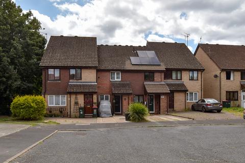 2 bedroom terraced house for sale, Guinevere Road, Crawley RH11