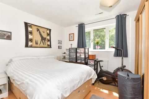 2 bedroom terraced house for sale, Guinevere Road, Crawley RH11
