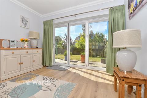 4 bedroom detached house for sale, St. Crispin Close, Deal CT14