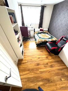 60 Meredith Street, London, E13 0EG