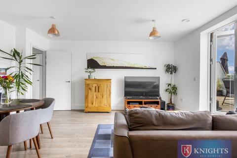 3 bedroom penthouse for sale, Scotland Green, Tottenham , London, N17