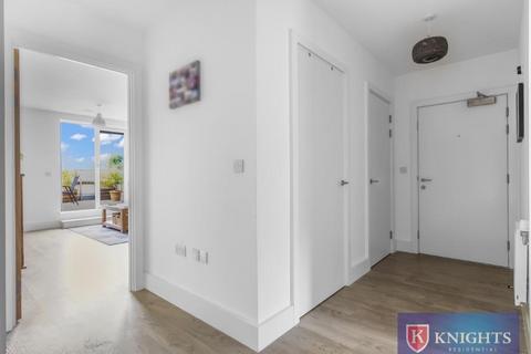 3 bedroom penthouse for sale, Scotland Green, Tottenham , London, N17