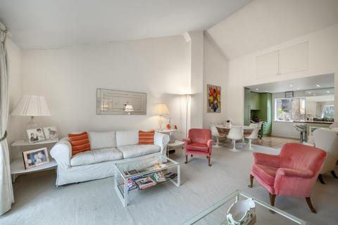 undefined, Graces Mews, Abbey Road, St John's Wood NW8