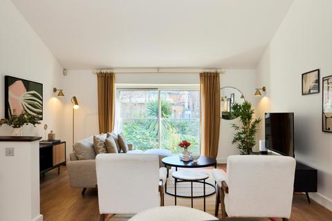 2 bedroom terraced house for sale, Abbey Road, London NW8