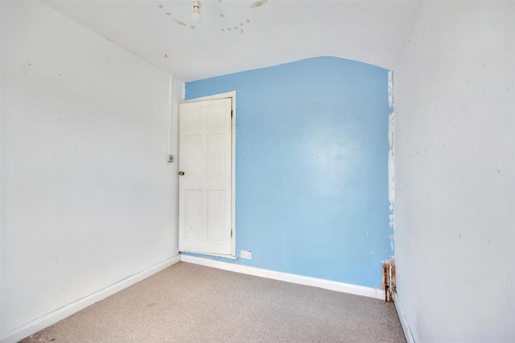 Bedroom 3 2.jpeg