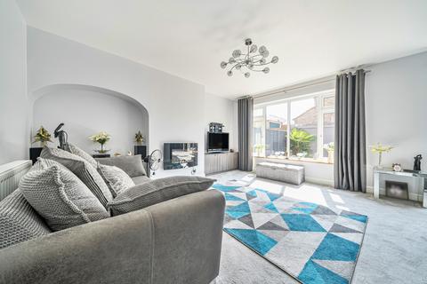undefined, Dalling Drive, Dunstable LU5
