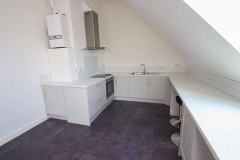 2 bedroom apartment to rent, Kestrel Road, Chatham