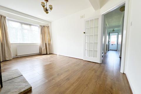 undefined, Carlingford Gardens, Surrey, CR4
