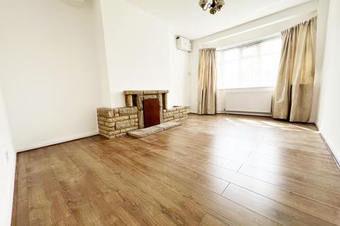 undefined, Carlingford Gardens, Surrey, CR4