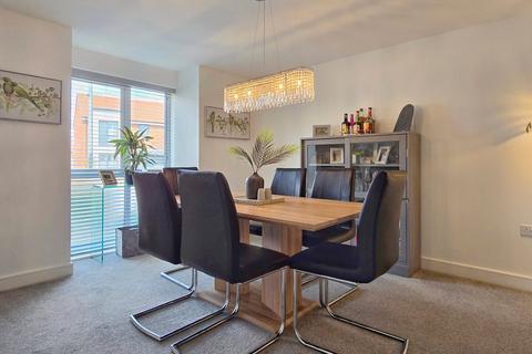 4 Clews Grove, Wootton, Bedford, MK43 9QN