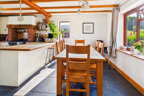 undefined, Bron Felyn, Llandinam, Powys