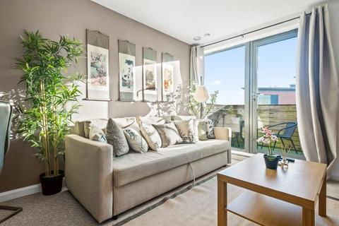 2 bedroom flat to rent, 165 Granville Street