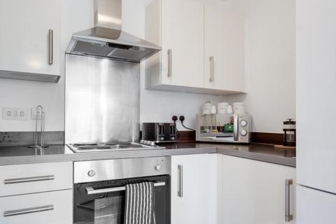 2 bedroom flat to rent, 165 Granville Street