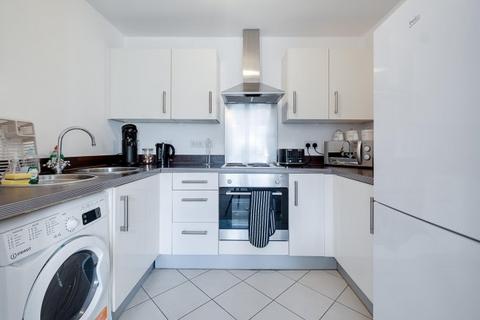 2 bedroom flat to rent, 165 Granville Street