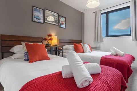 2 bedroom flat to rent, 165 Granville Street
