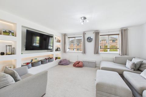 24 Princes Gate, High Wycombe, HP13 7AD