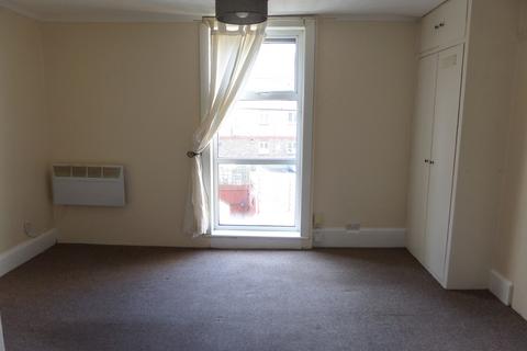 1 bedroom bedsit to rent, Croham Road, South Croydon CR2