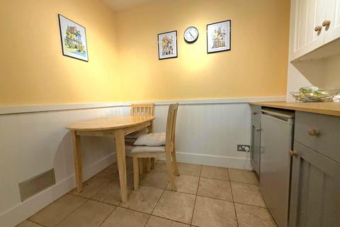 6 Archangel Square, Northampton, NN4 9RA