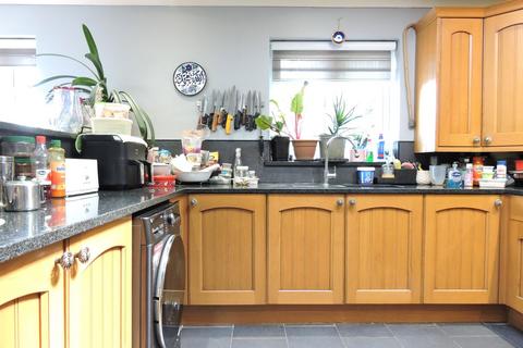 17 Gibbs Close, Cheshunt, Waltham Cross, EN8 9RX