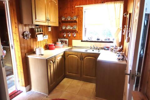 undefined, Rutherford Close, Guide Post