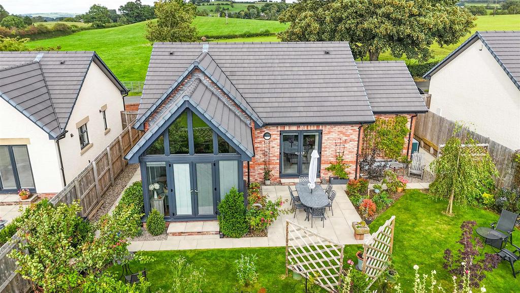 Suffolk Croft Aerial a.jpg