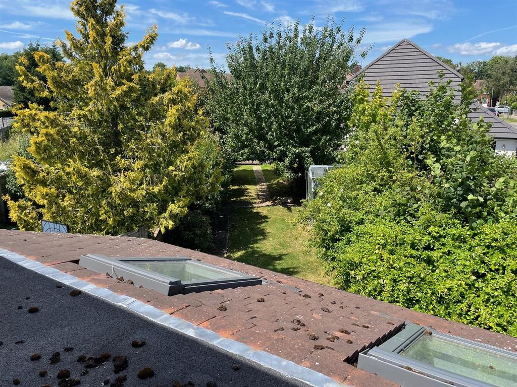 38 Clive Close Garden elevated.jpg