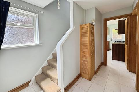 33 Brynglas, Caerphilly, CF83 2PJ