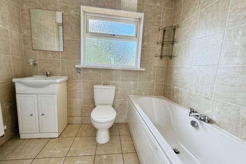 33 Brynglas, Caerphilly, CF83 2PJ