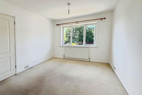 33 Brynglas, Caerphilly, CF83 2PJ