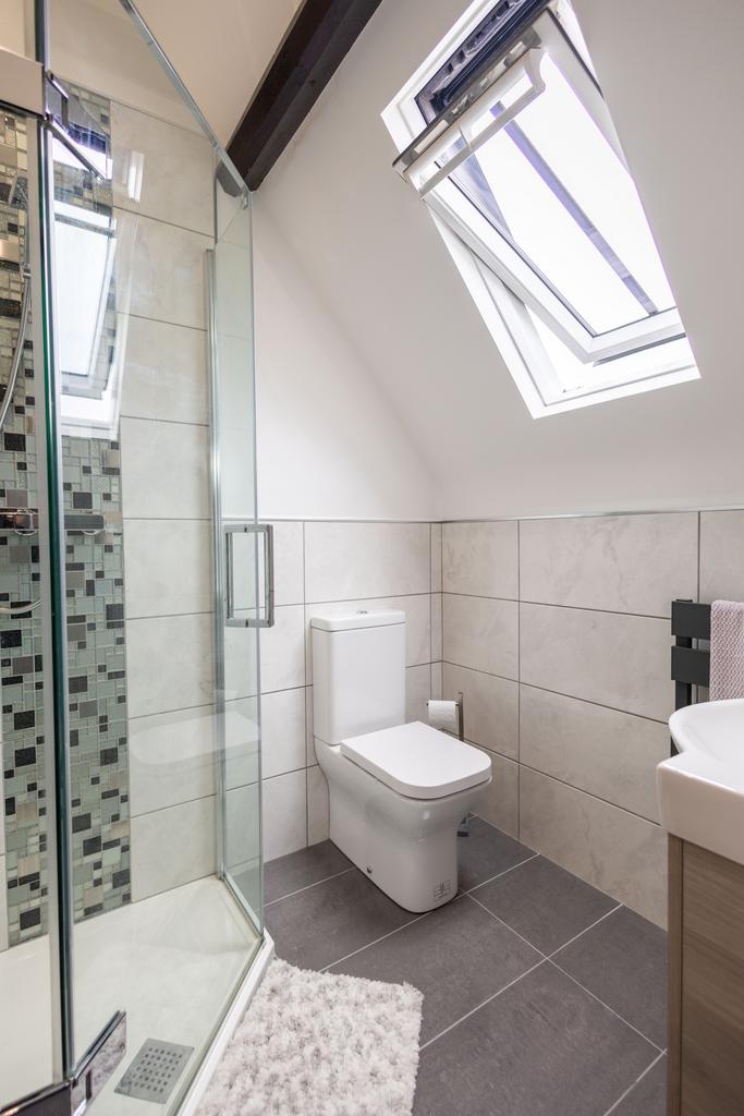 En suite to bedroom 3