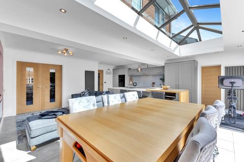 4 bedroom detached house for sale, Epworth Road, Doncaster DN9