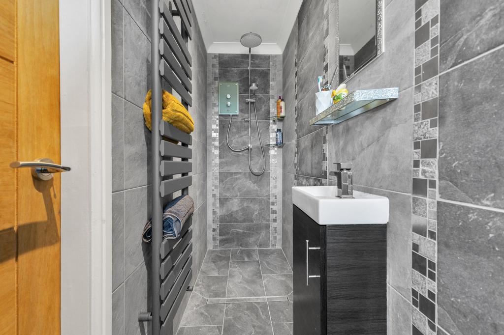 Ensuite