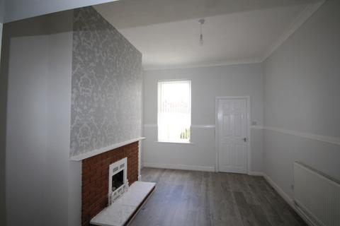 3 bedroom end of terrace house for sale, Stanley Street, Grimsby, Lincolnshire. DN32 7RF
