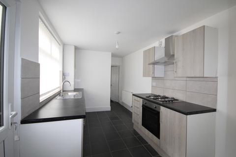 3 bedroom end of terrace house for sale, Stanley Street, Grimsby, Lincolnshire. DN32 7RF